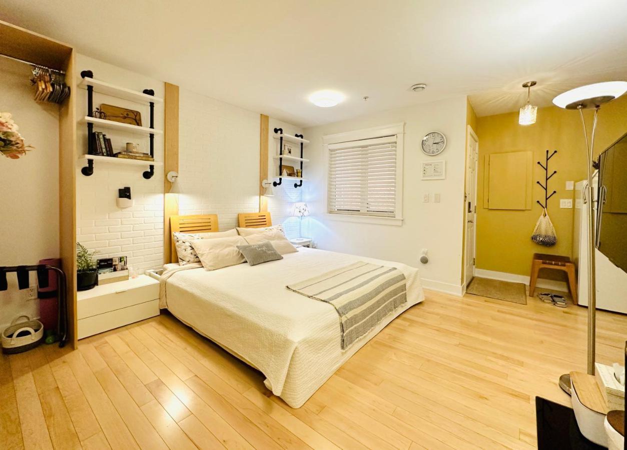 Private Guest Suite 10Mins To Downtown - King Bed - Bathtub - Free Parking แวนคูเวอร์ ภายนอก รูปภาพ